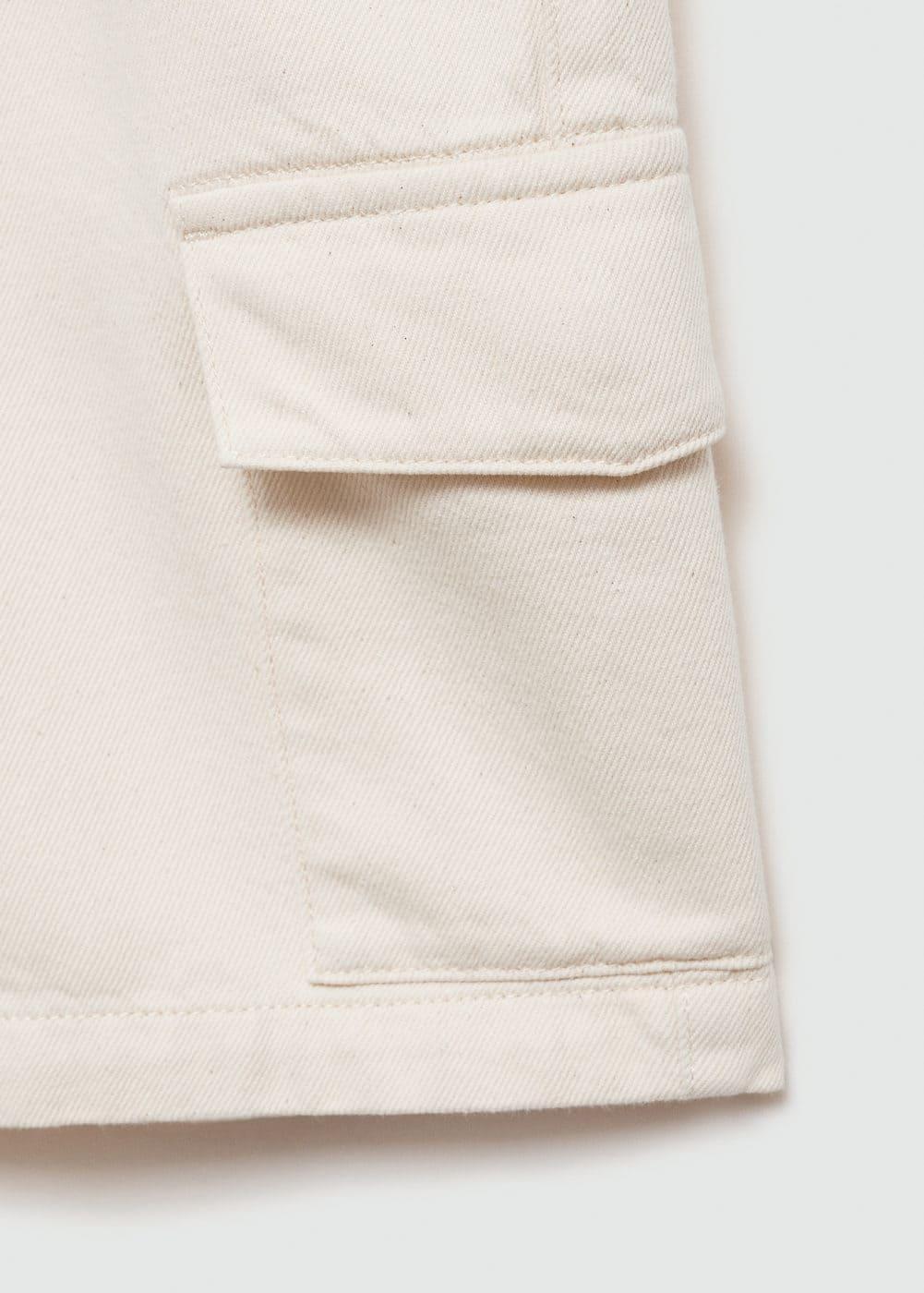 Denim cotton cargo shorts - Men | MANGO USA Product Image
