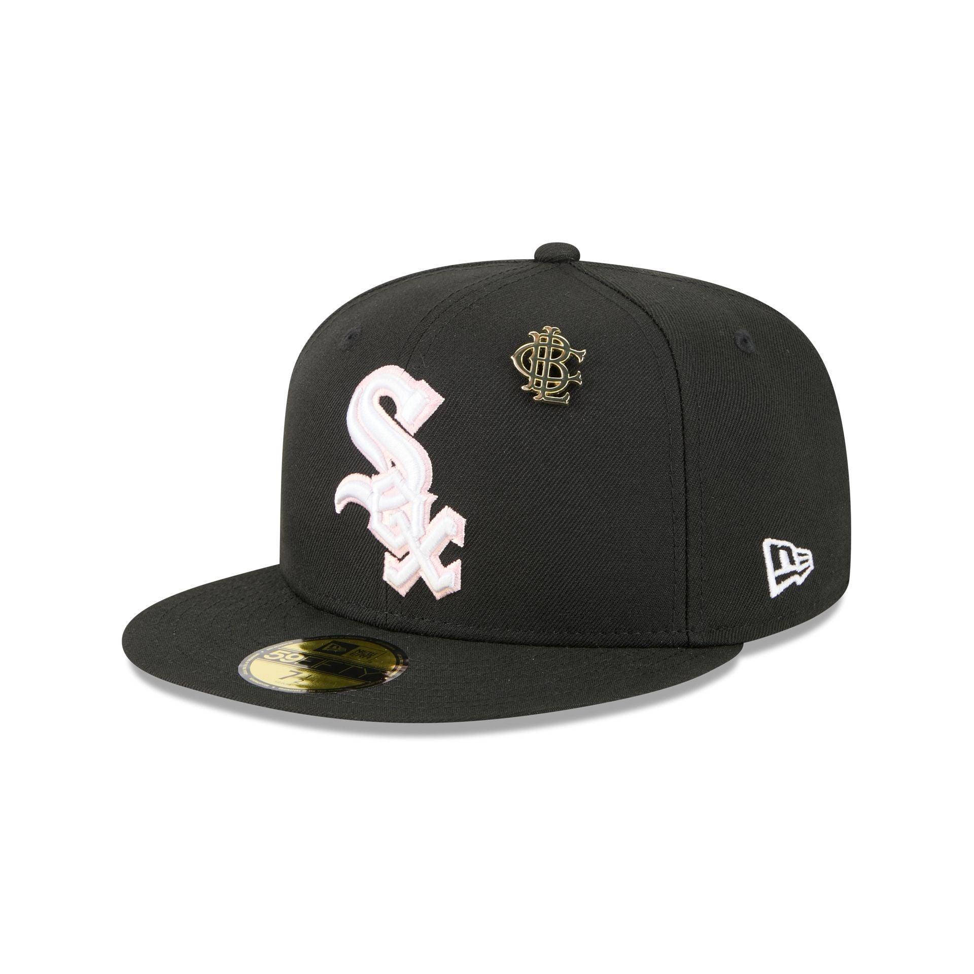 New York Knicks Satin Pin 9FIFTY Snapback Hat Male Product Image