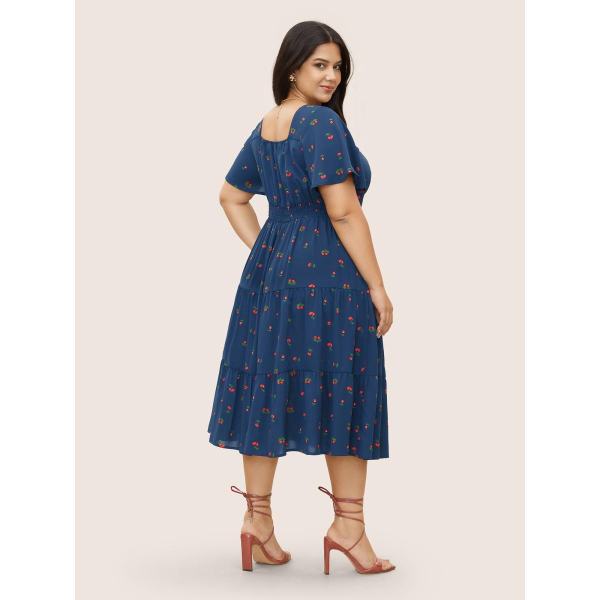 Plus Size Citrus Fruit Print Heart Neckline Drawstring Pleated Dress DarkBlue Women Elegant Pleated Heart neckline Short sleeve Curvy Midi Dress BloomChic 28/5X Product Image