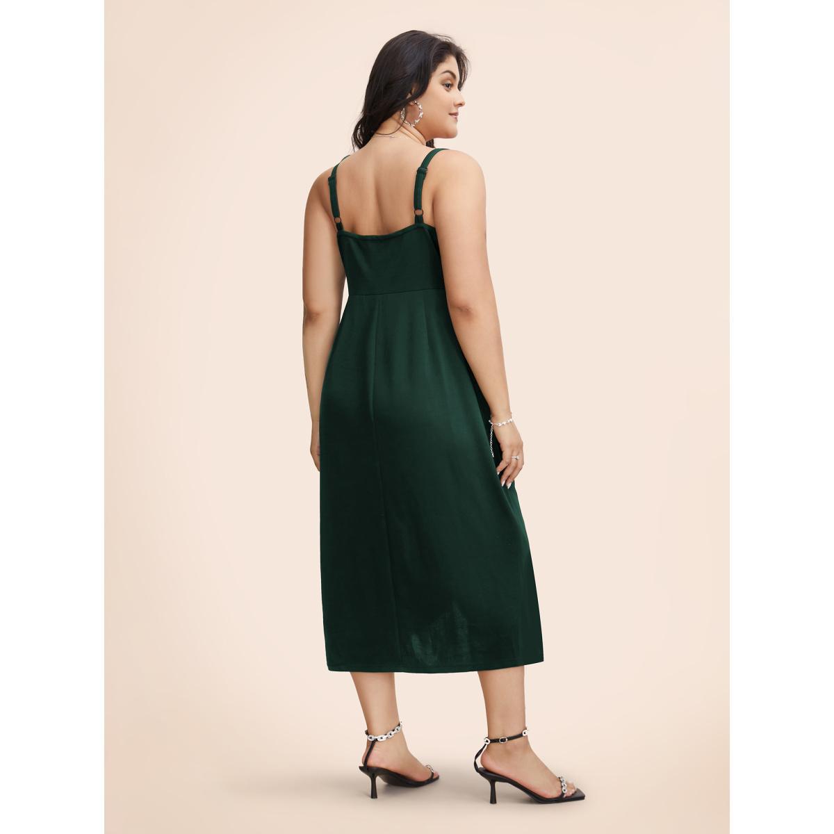 Plus Size Notched Collar Tassel Trim Cami Dress Black Women Cocktail Tassels Notched collar Sleeveless Curvy BloomChic 26/4X Product Image