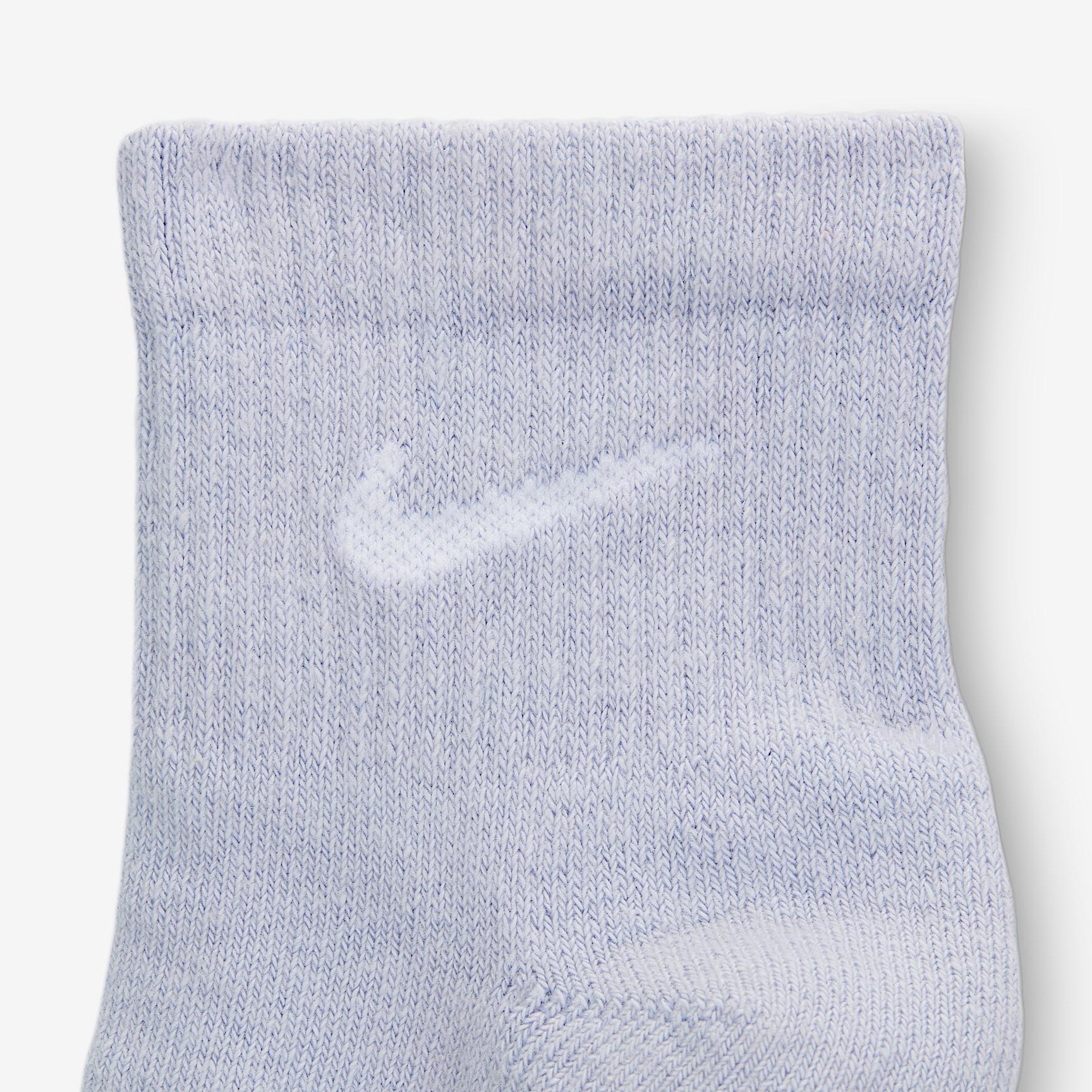 Nike Men's Everyday Plus Cushioned Training Ankle Socks (3 Pairs) Product Image