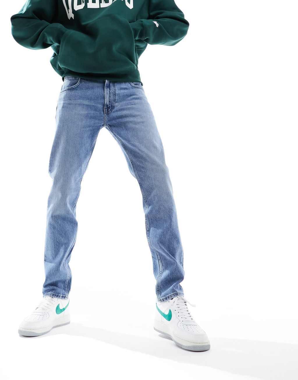 Lee Rider slim fit jeans in downtown light wash Product Image