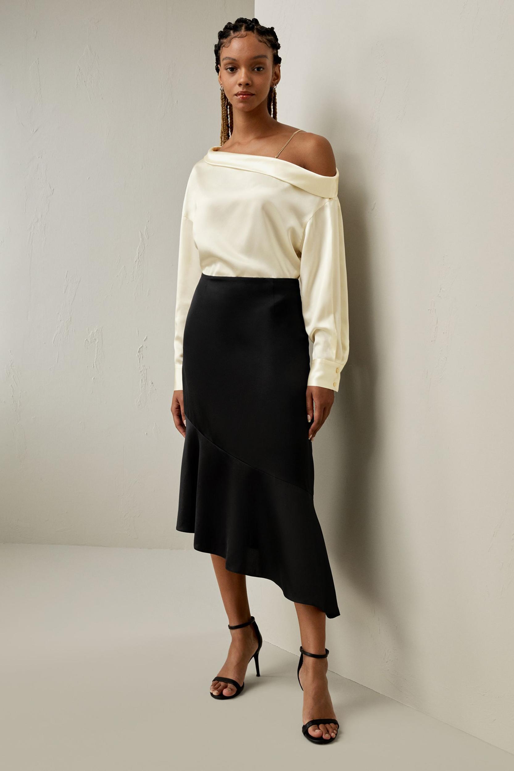 Silk Chic One-Shoulder Top Product Image