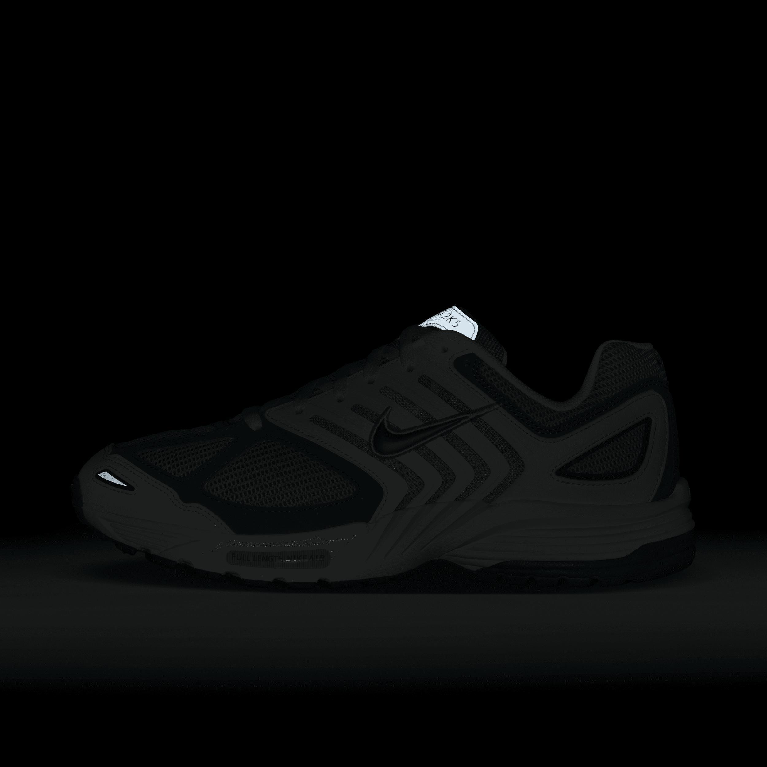 Nike Men's Air Pegasus 200 Shoes Product Image