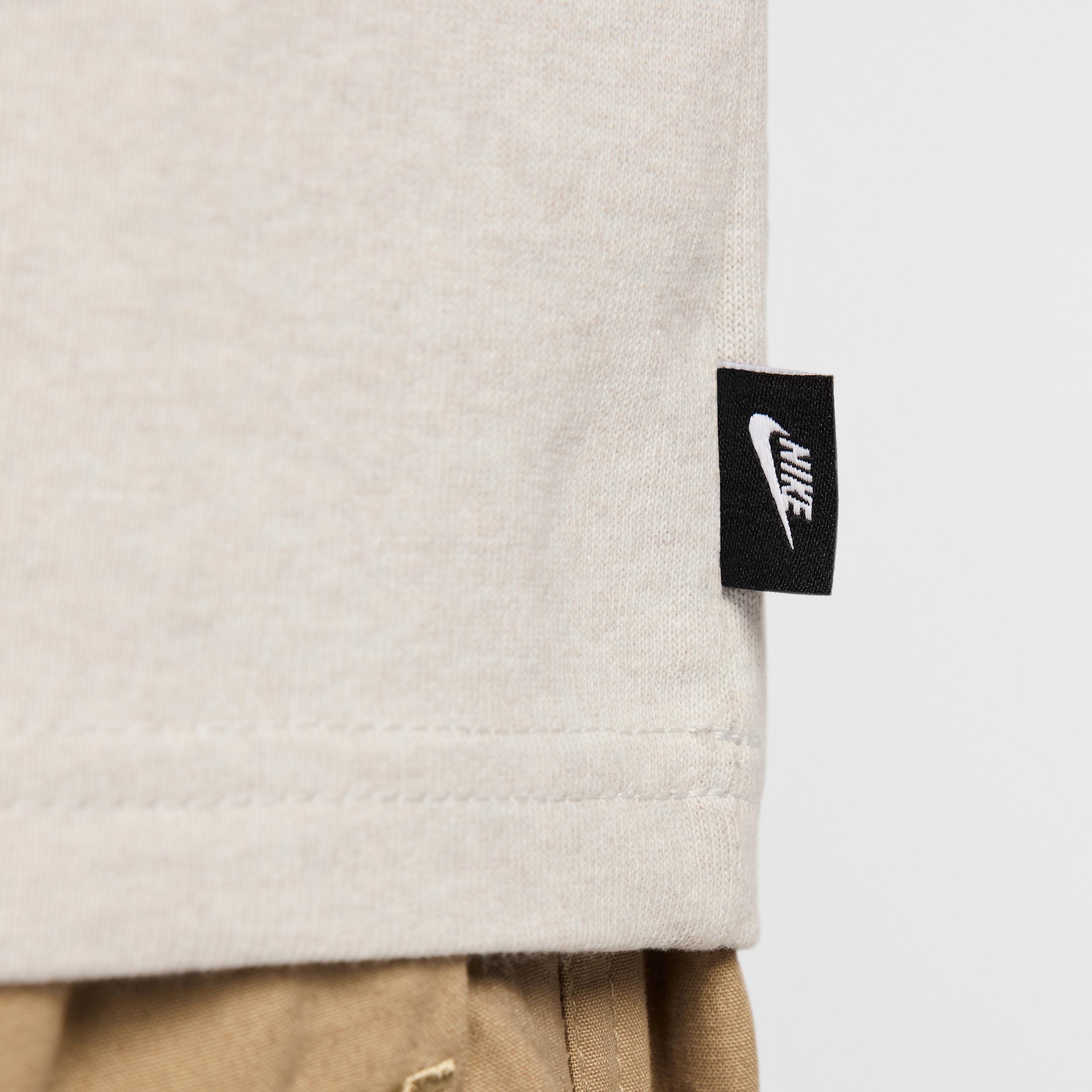Men's Nike Sportswear Premium Essentials T-Shirt Product Image