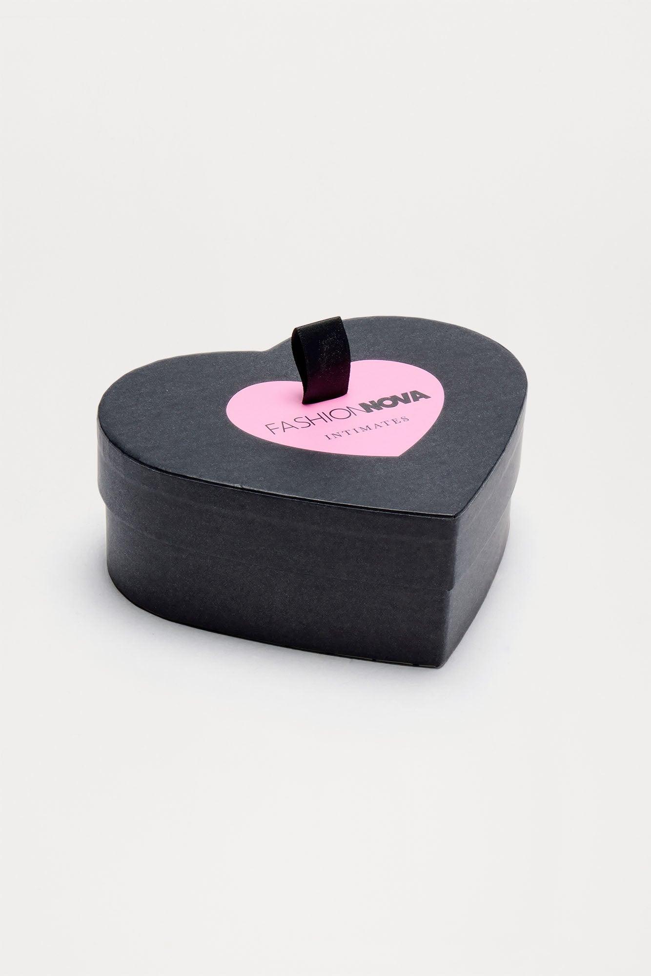 Fashion Nova 5 Pack Thong Gift Box - Pink Product Image