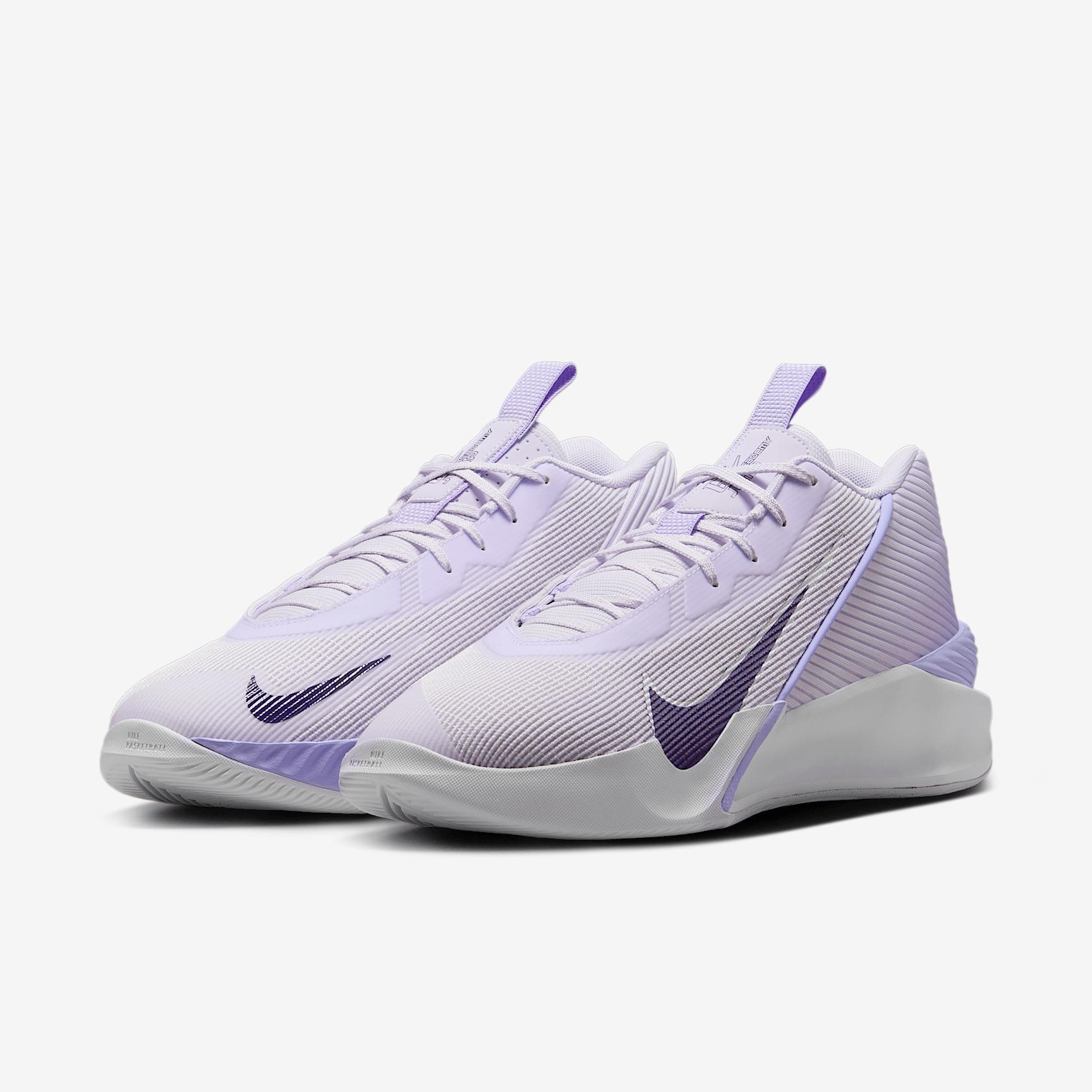 Nike G.T. Jump Academy Basketball Shoes Product Image