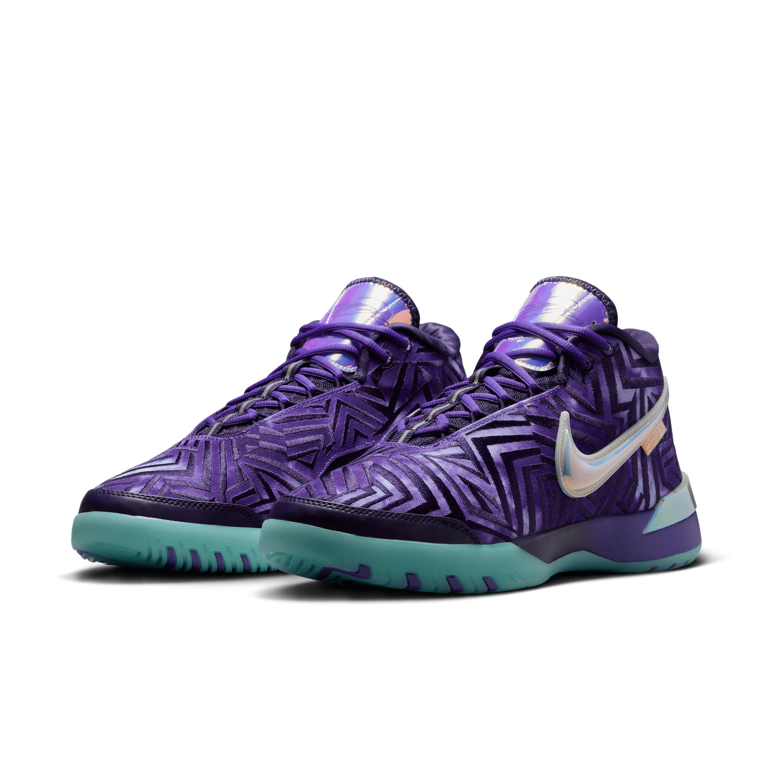 Nike Men's LeBron NXXT Genisus QS Basketball Shoes Product Image