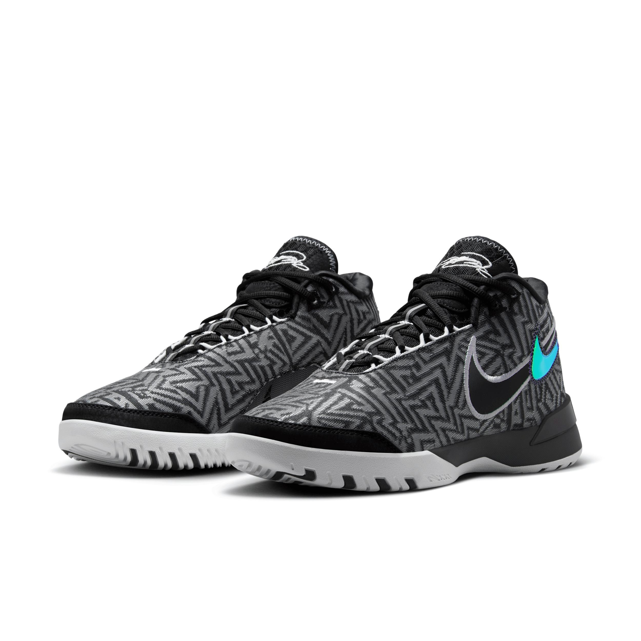 LeBron NXXT Genisus Basketball Shoes Product Image