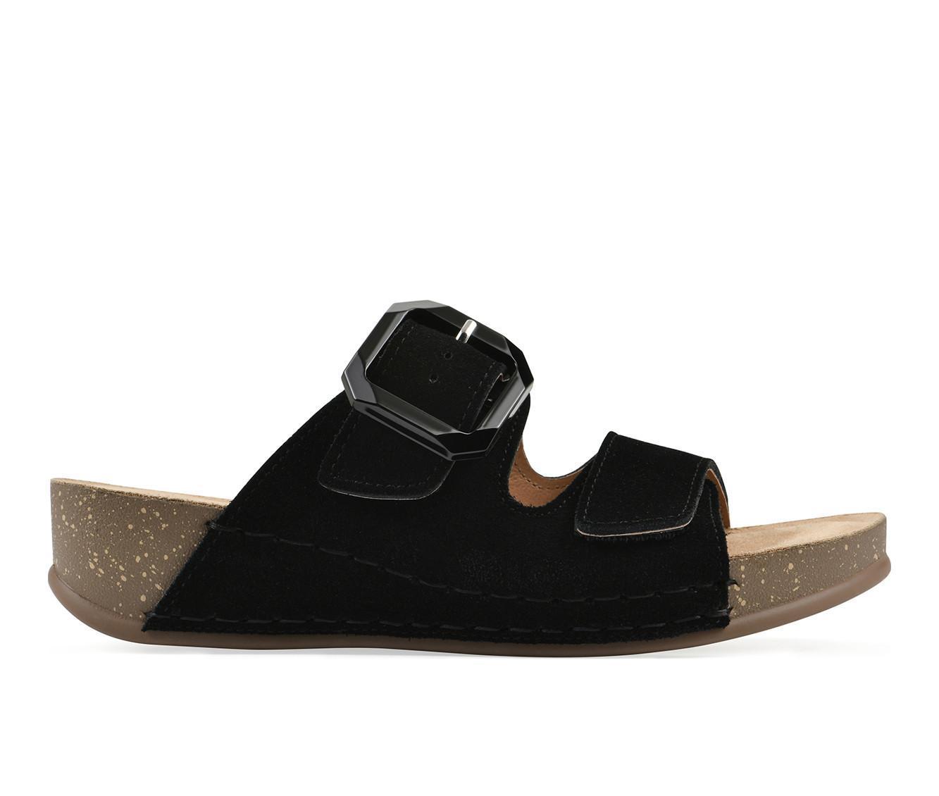 Women's White Mountain Fearful Footbed Sandals Product Image