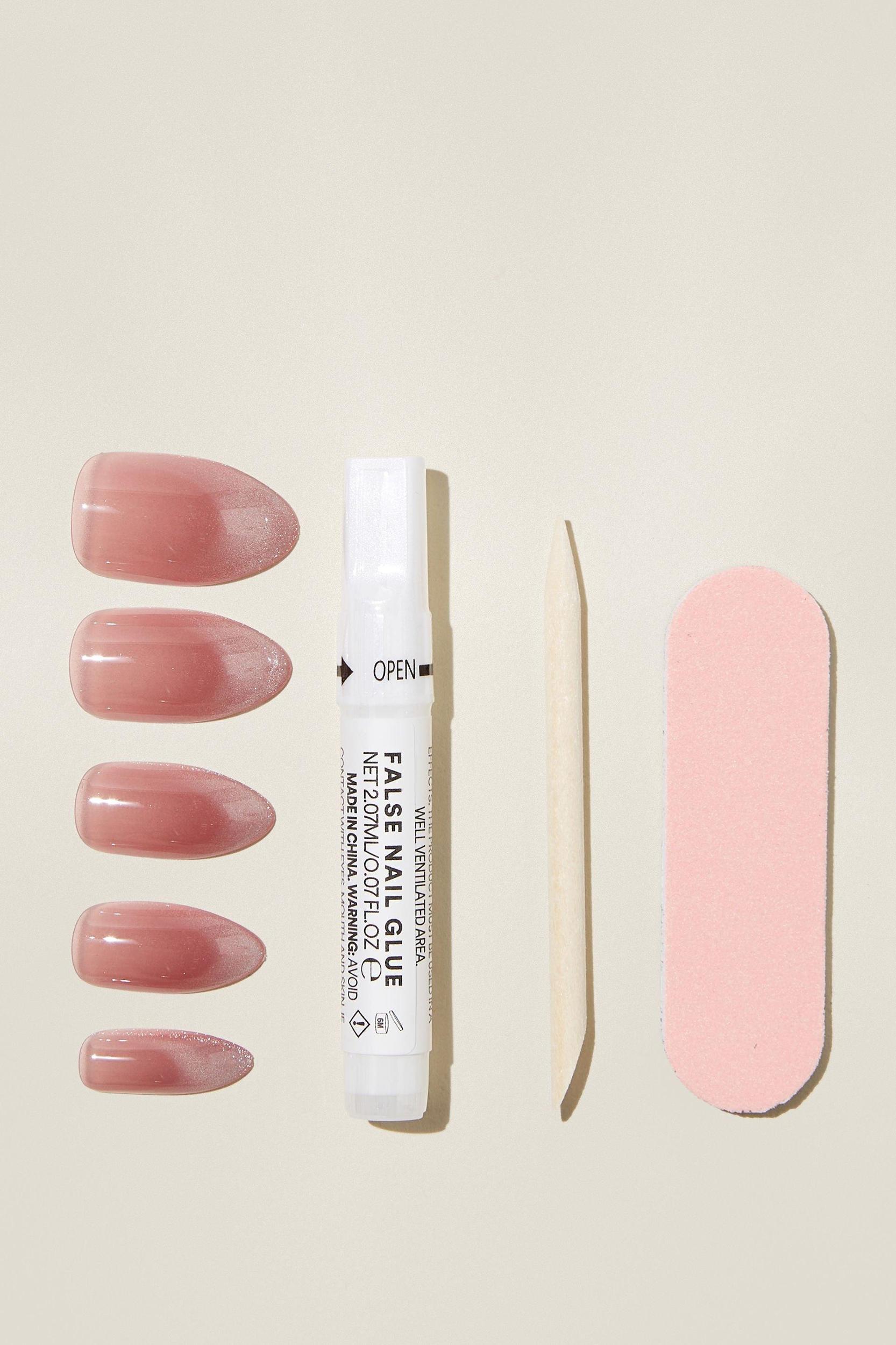 Press On Nails Product Image