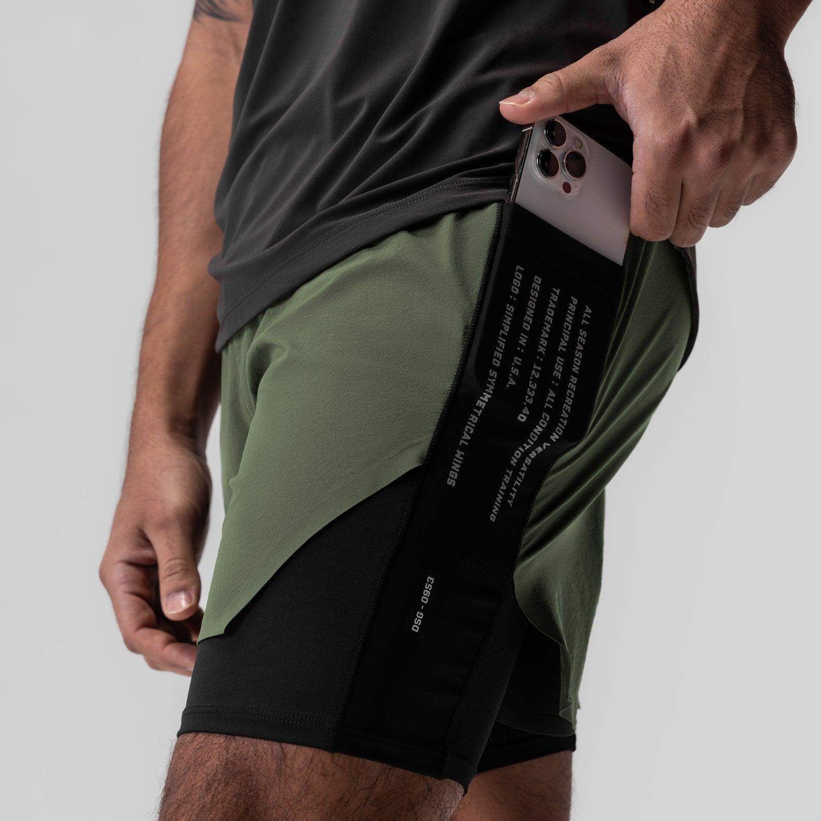 0953. Aerotex™ Hybrid Liner Short - Olive/Black Male Product Image