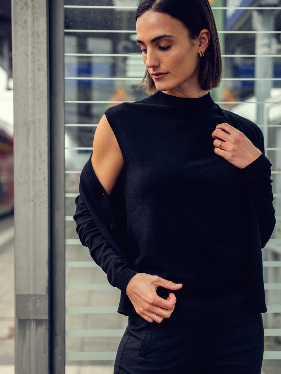 Women's Atlas Air Button-Front Cardigan - Black Product Image