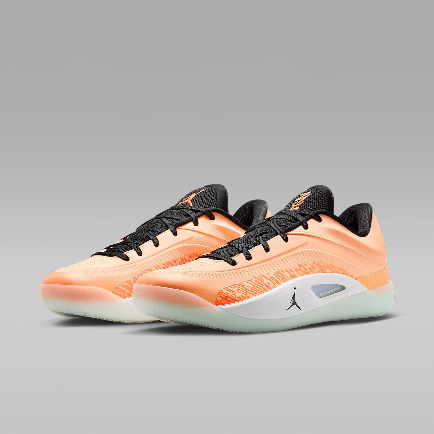 Nike Men's Zion 4 Basketball Shoes Product Image