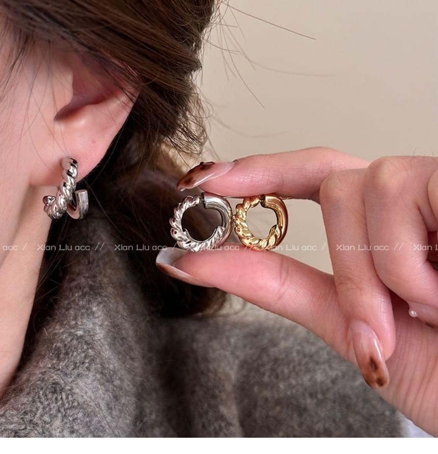 Open Hoop Ear Jacket Product Image
