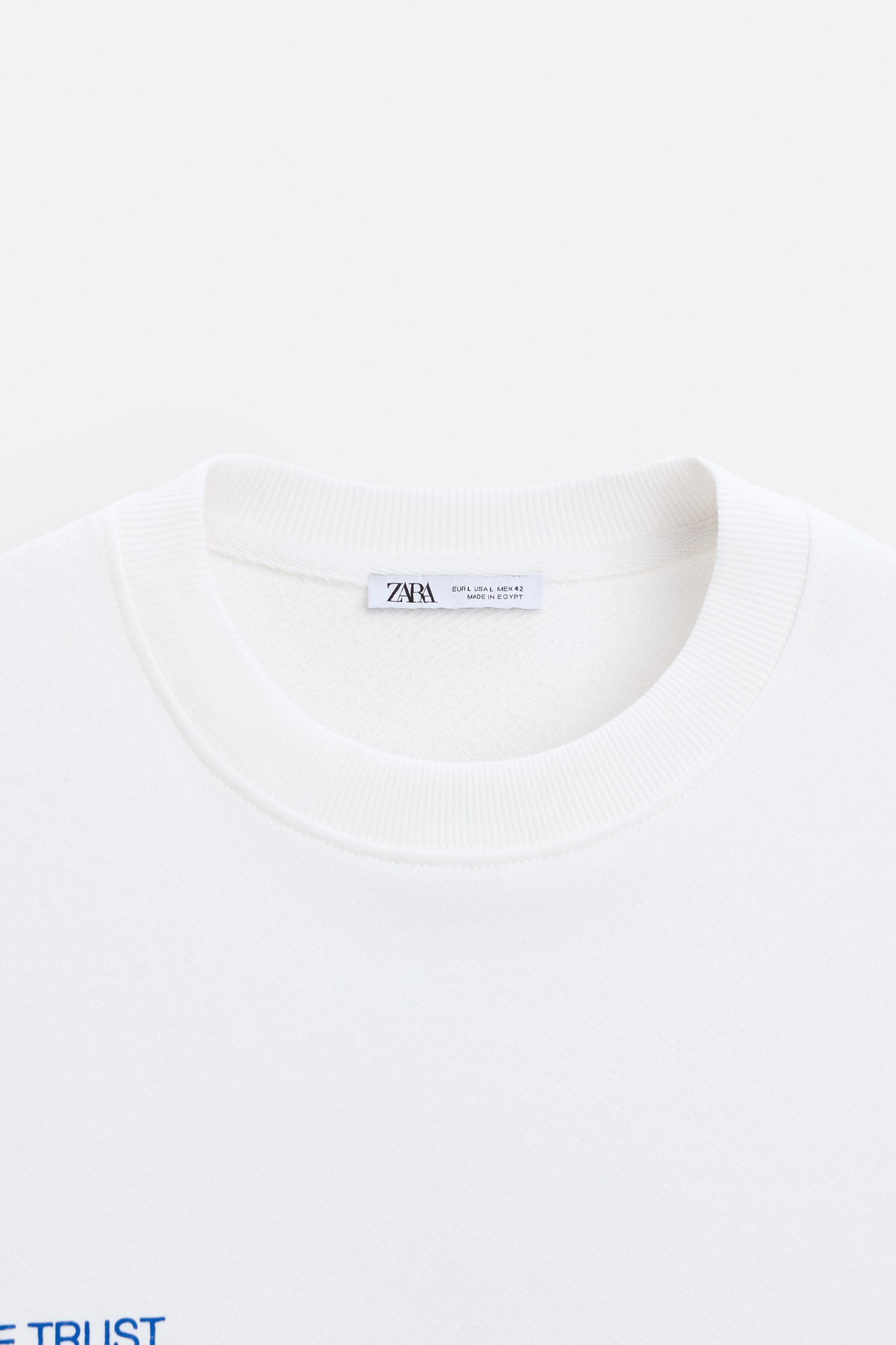 CONTRAST PRINT SWEATSHIRT Product Image
