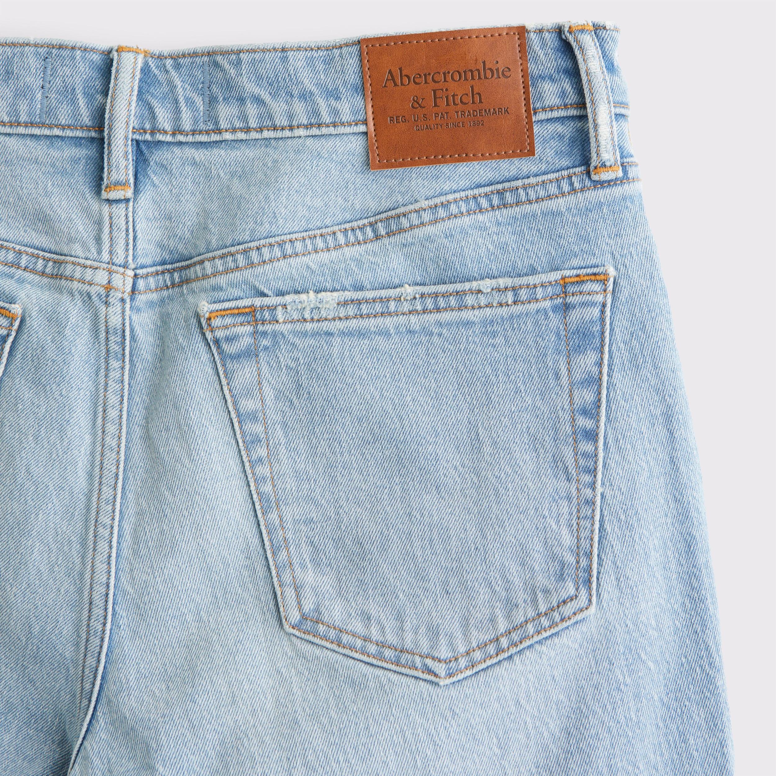 90s Straight Jean Product Image