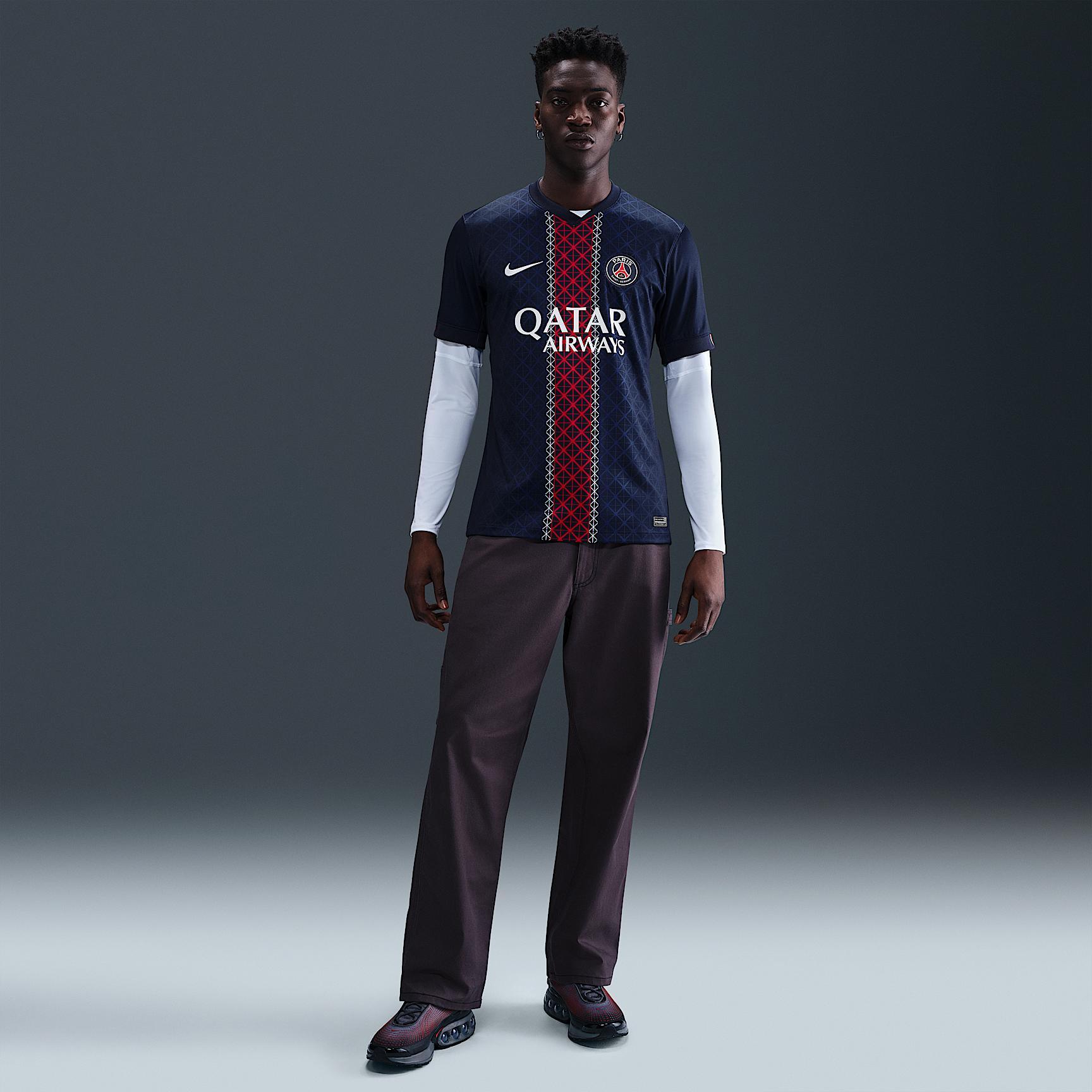 Paris Saint-Germain 2025/26 Stadium Home Men's Nike Dri-FIT Soccer Replica Jersey Product Image
