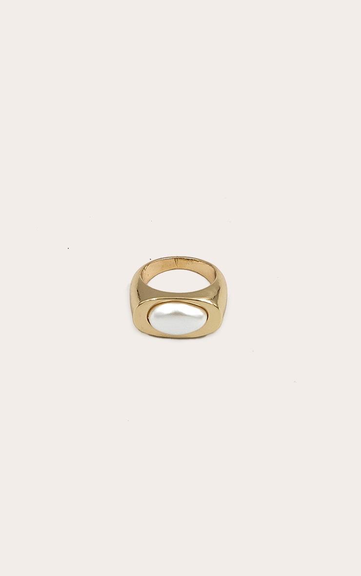 Gold Smooth Pearl Ring Product Image