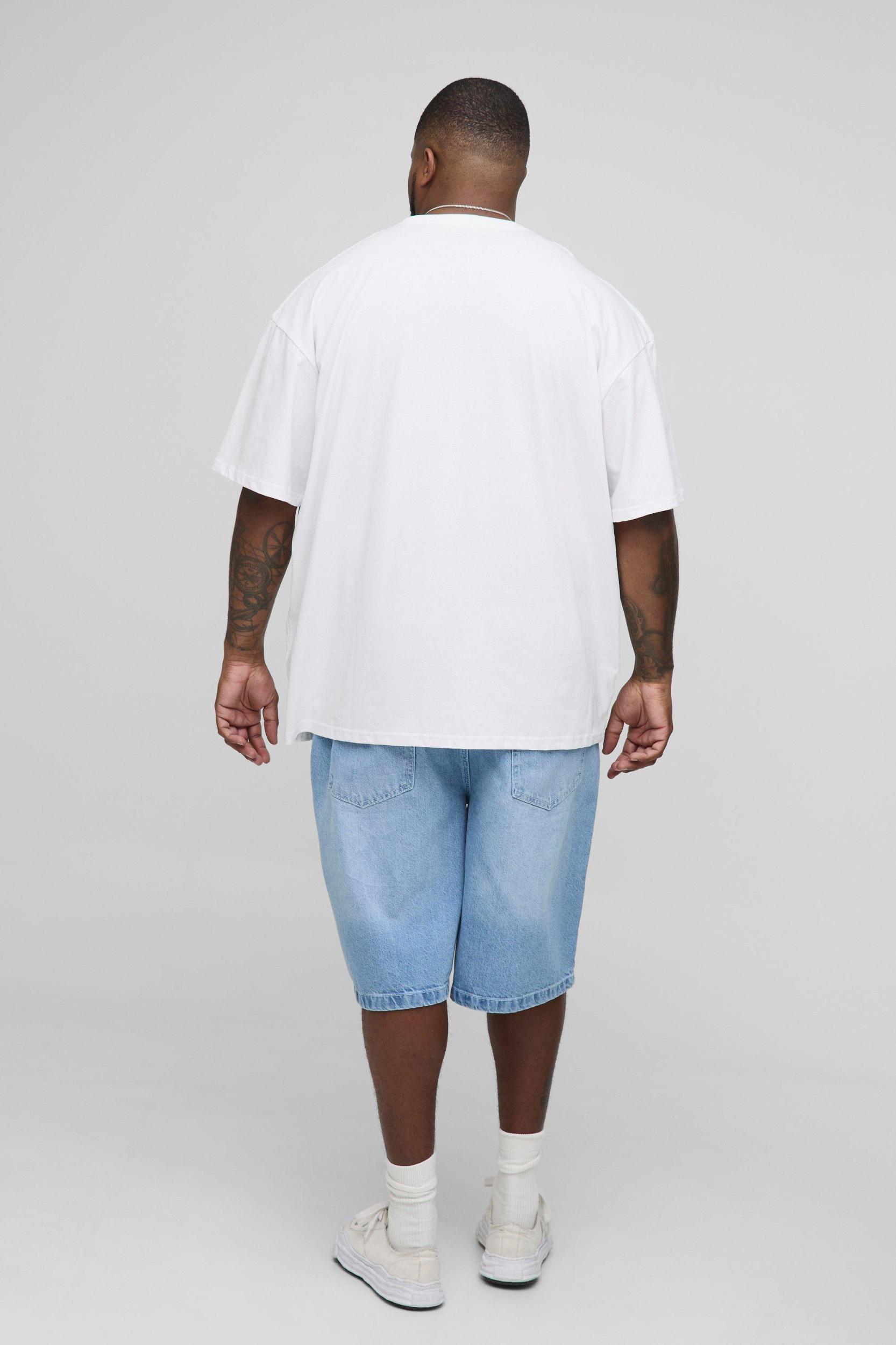 Plus Oversized The Notorious BIG License Print T-Shirt | boohooMAN USA Product Image