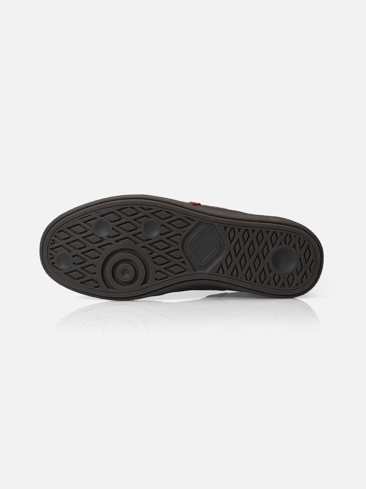 Triple Star Embroidery Star Gum Sole Skate Shoes Product Image