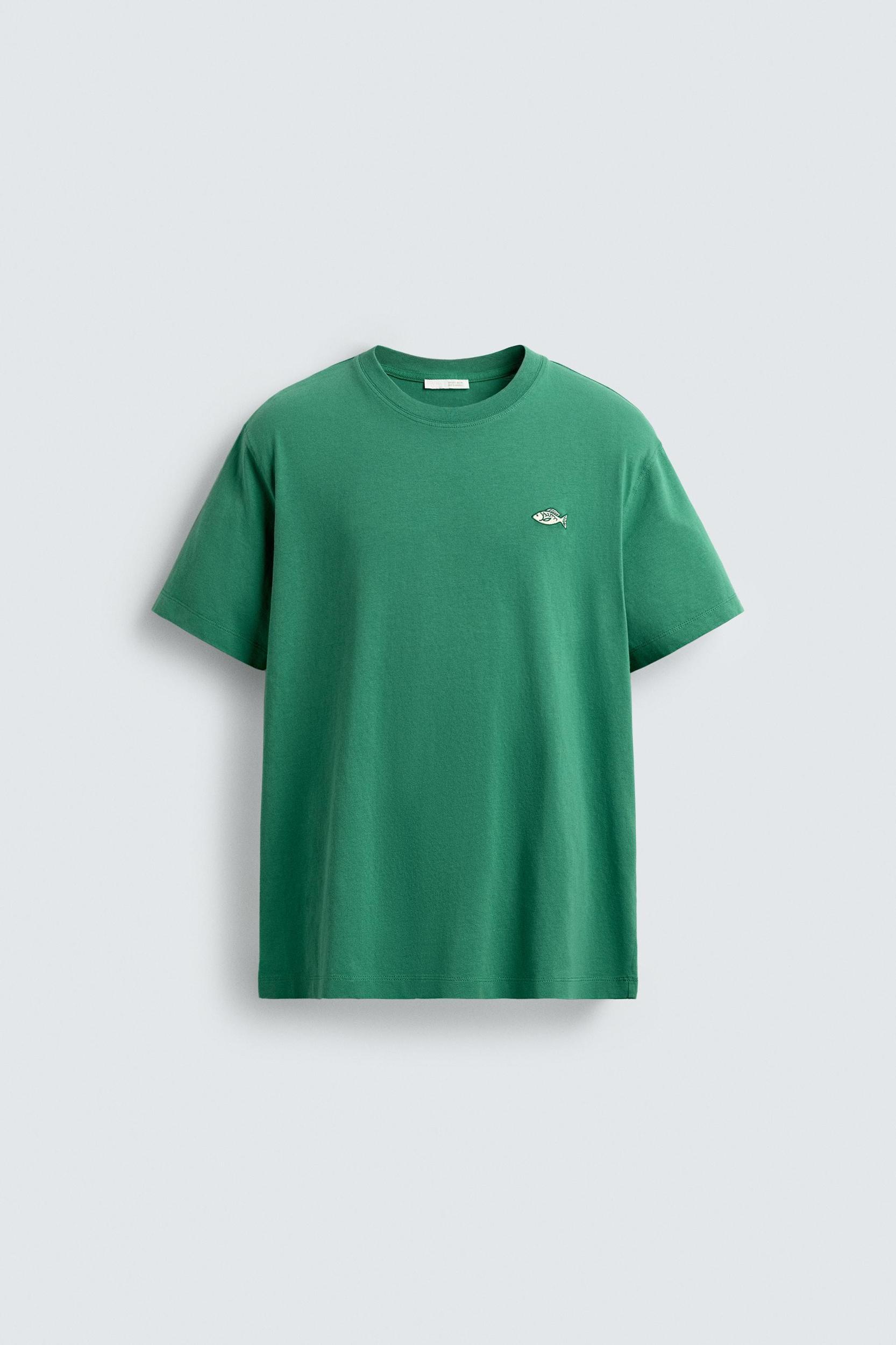 FISH EMBROIDERY T-SHIRT Product Image