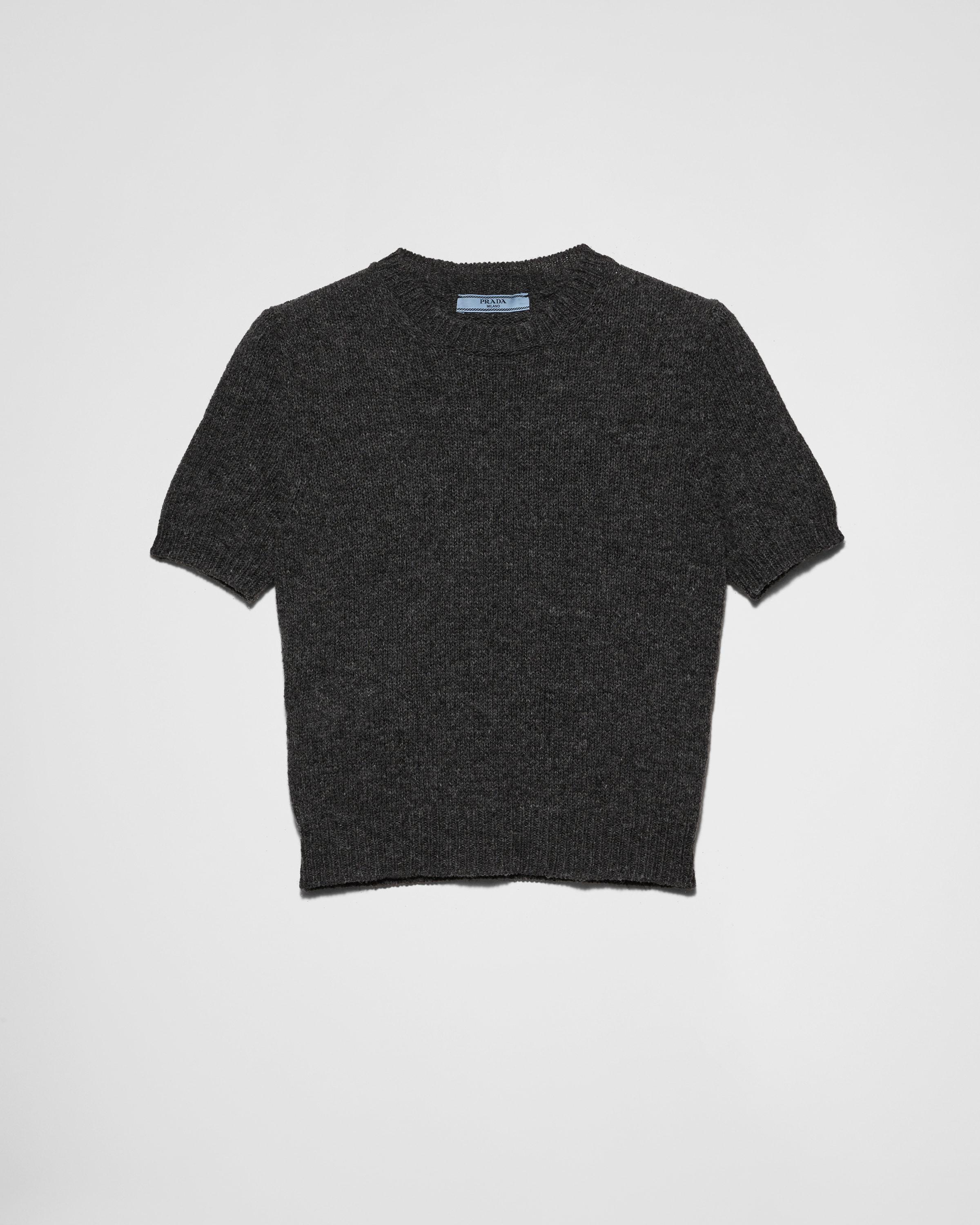 Short-sleeved cashmere sweater Product Image