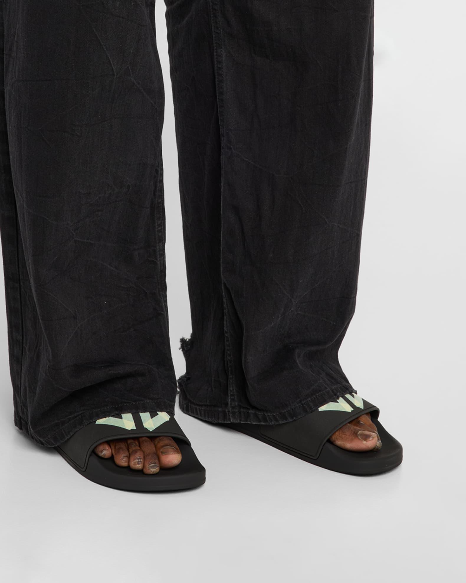 Men's BB Logo Pool Slide Sandals Product Image