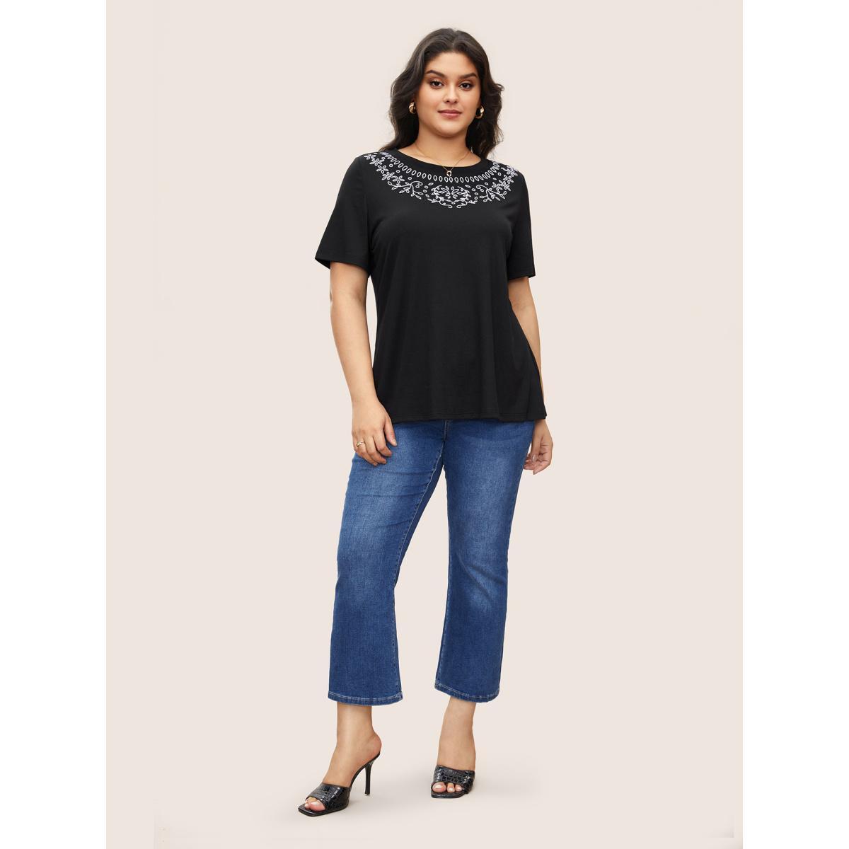 Plus Size Floral Embroidered Round Neck T-shirt Black Women Elegant Embroidered Round Neck Everyday T-shirts BloomChic 12/L Product Image