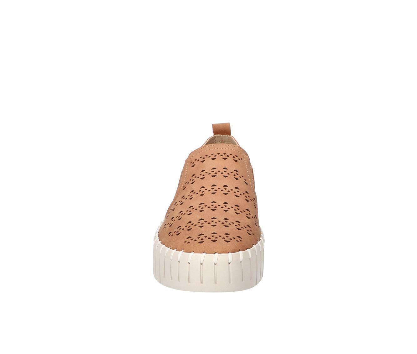 Women's Easy Street Peppy Sneakers Product Image
