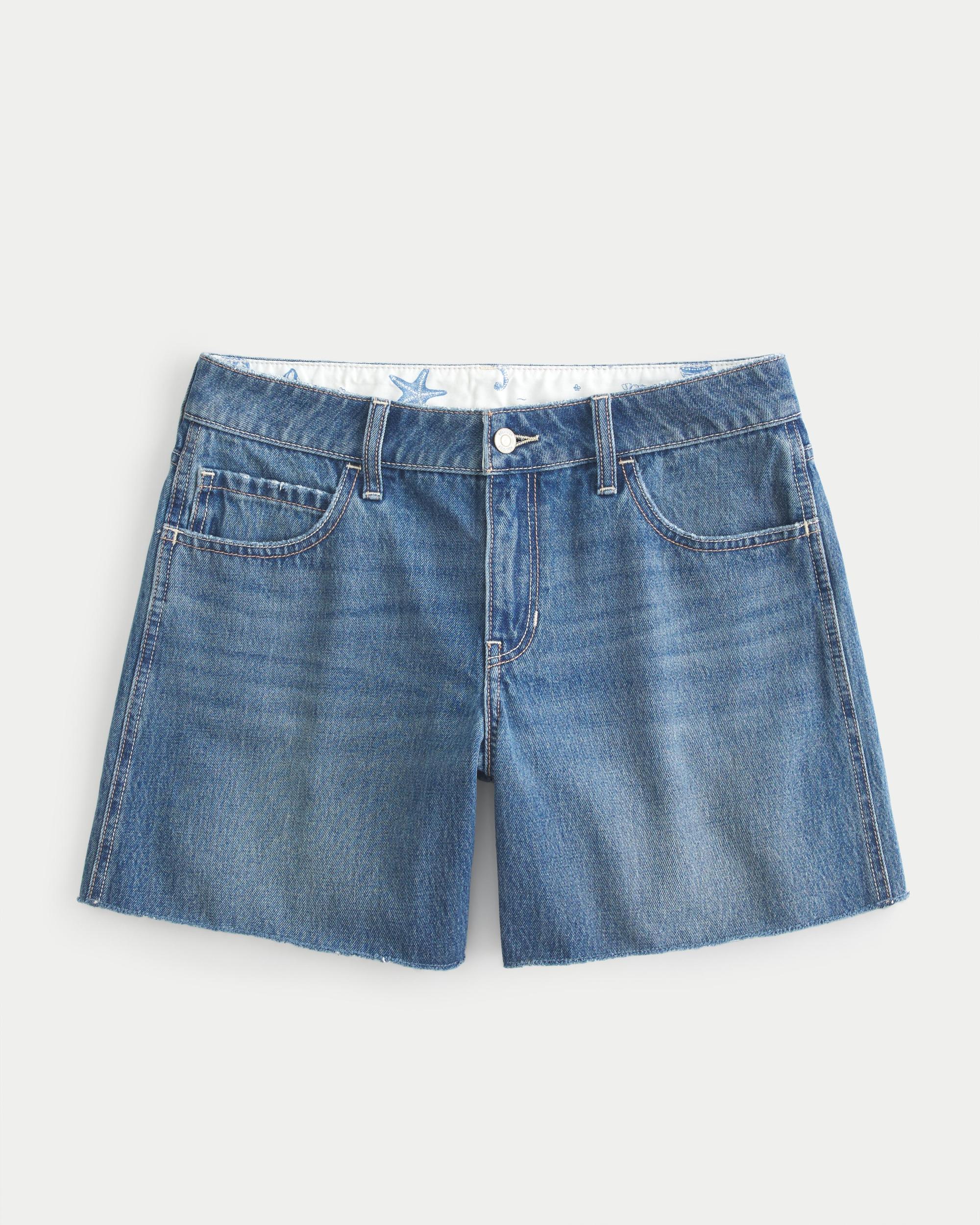 Low-Rise Embroidered Light Wash Baggy Denim Shorts 5" Product Image