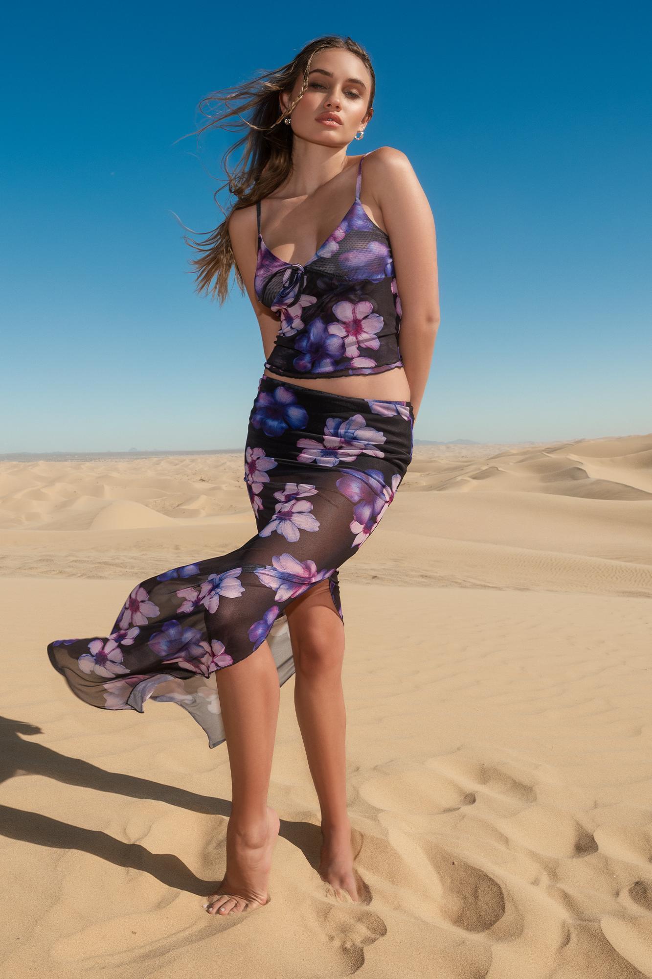 Floral Mesh Slit Maxi Skirt Female Product Image