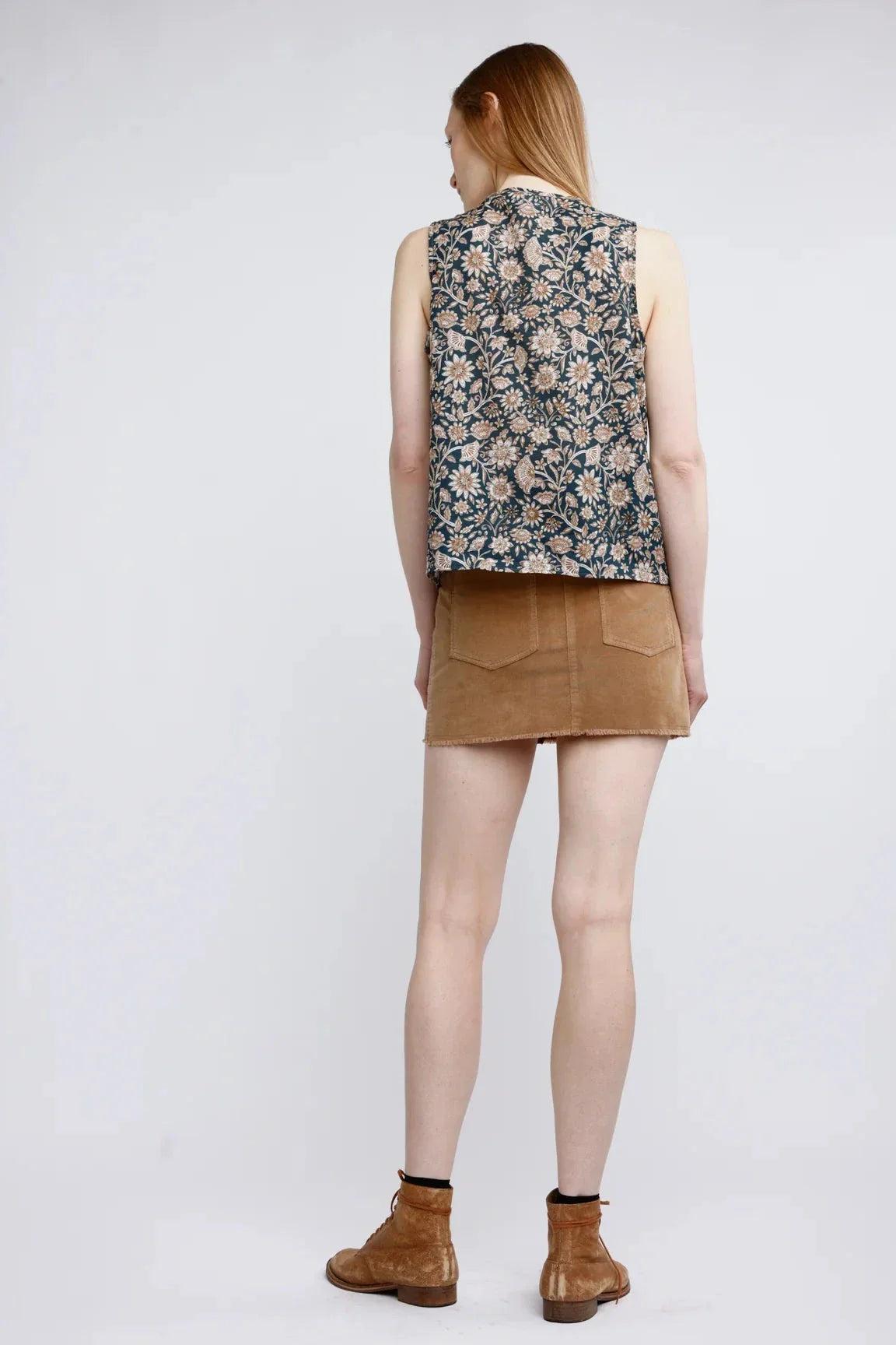 Self Contrast Lucy Sleeveless Blouse Product Image