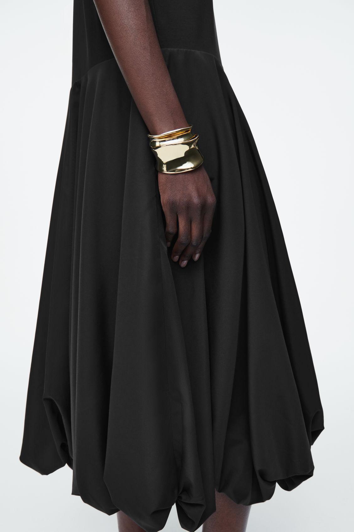 BALLOON-HEM T-SHIRT DRESS Product Image