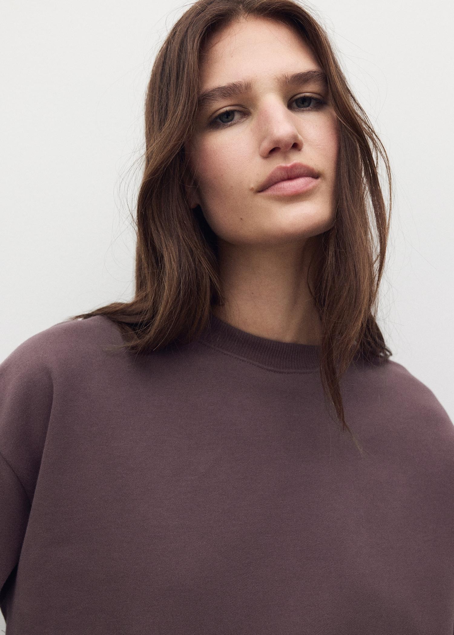 Plain organic cotton sweatshirt - Home | MANGO USA Product Image