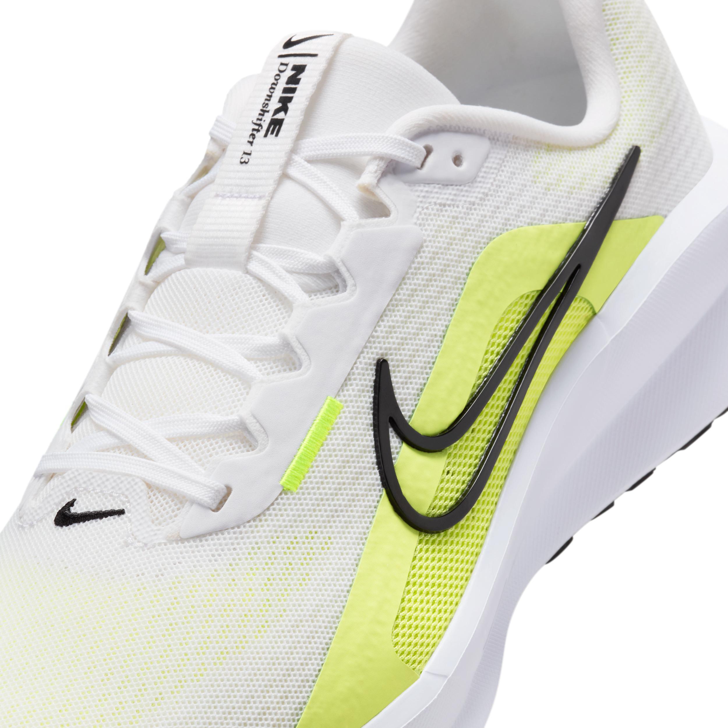 Nike Men's Downshifter 13 Road Running Shoes (Extra Wide) Product Image