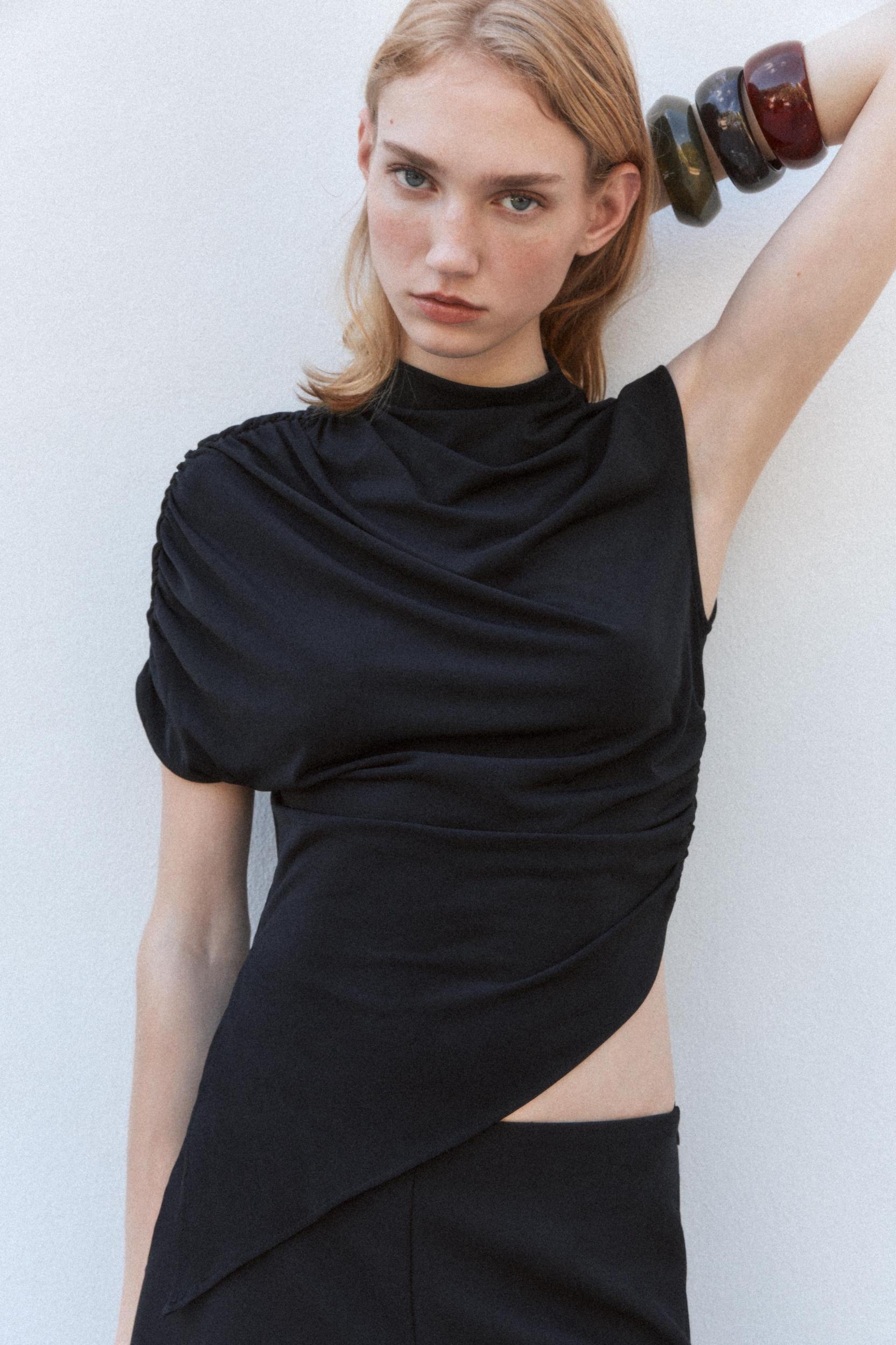 ASYMMETRIC TOP Product Image