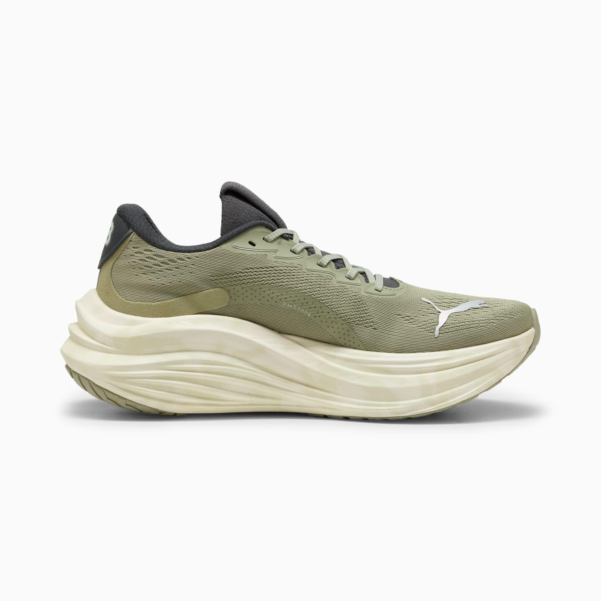 MagMax NITRO™ Terrains Running Shoes Men Product Image