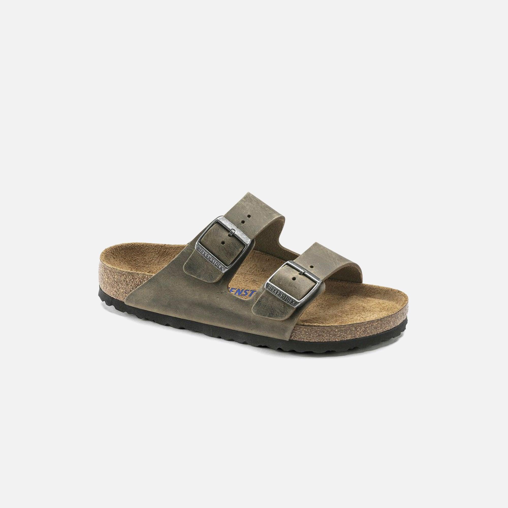 Birkenstock Arizona Soft Footbed - Oiled Leather / Faded Khaki Male Product Image