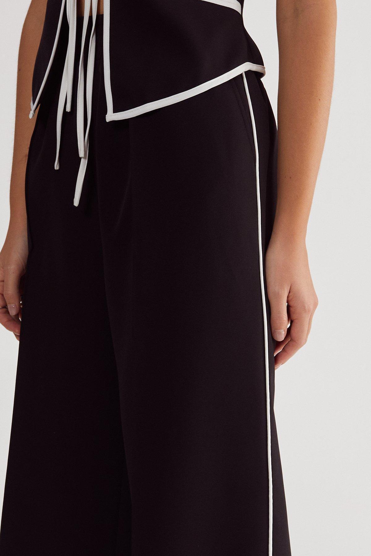 Tailored Contrast Piped Joggers Product Image