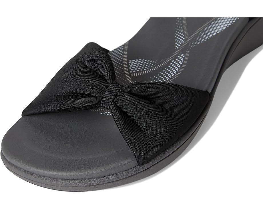 Women's Clarks Breeze Rae Sara Product Image