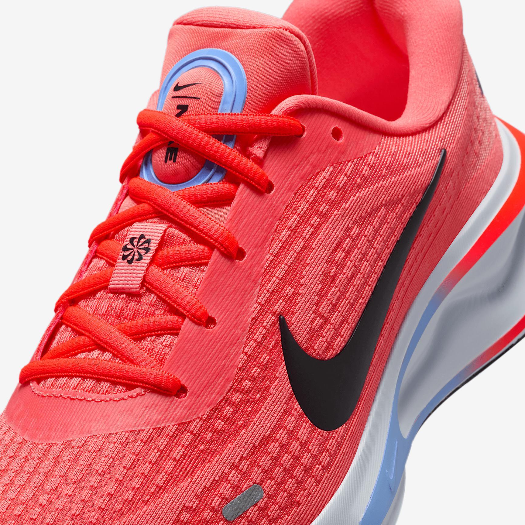 Nike Women's Journey Run Road Running Shoes Product Image