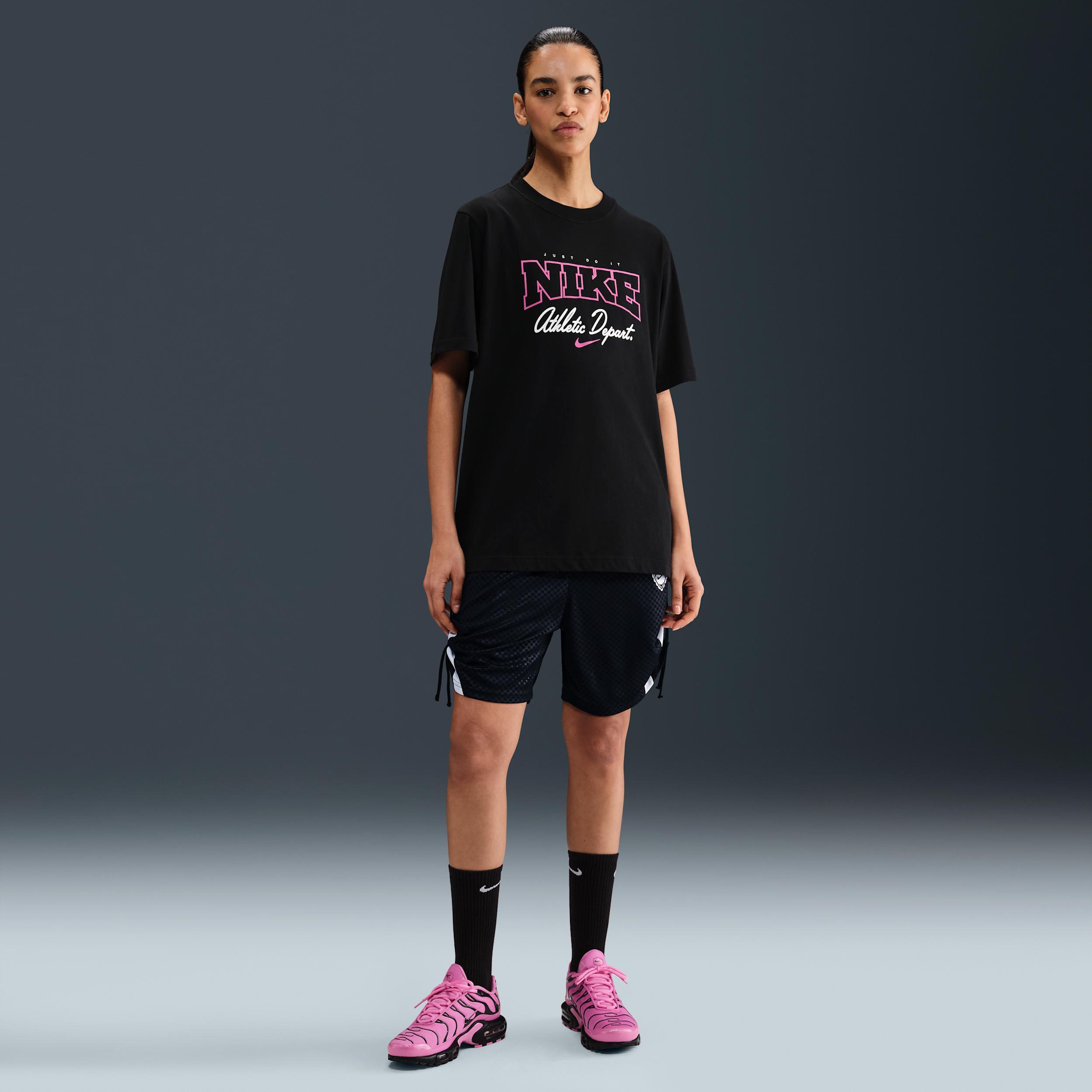 Women's Nike Sportswear Loose Short-Sleeve Graphic T-Shirt Product Image