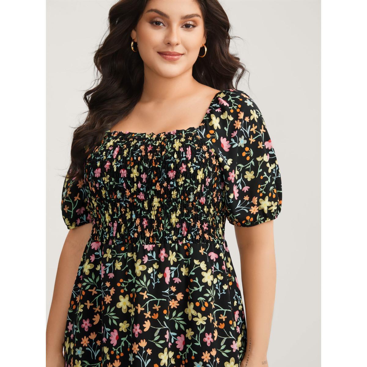 Plus Size Floral Print Shirred Pockets Midi Dress Black Women Square Neck Short sleeve Curvy BloomChic 18-20/2X Product Image