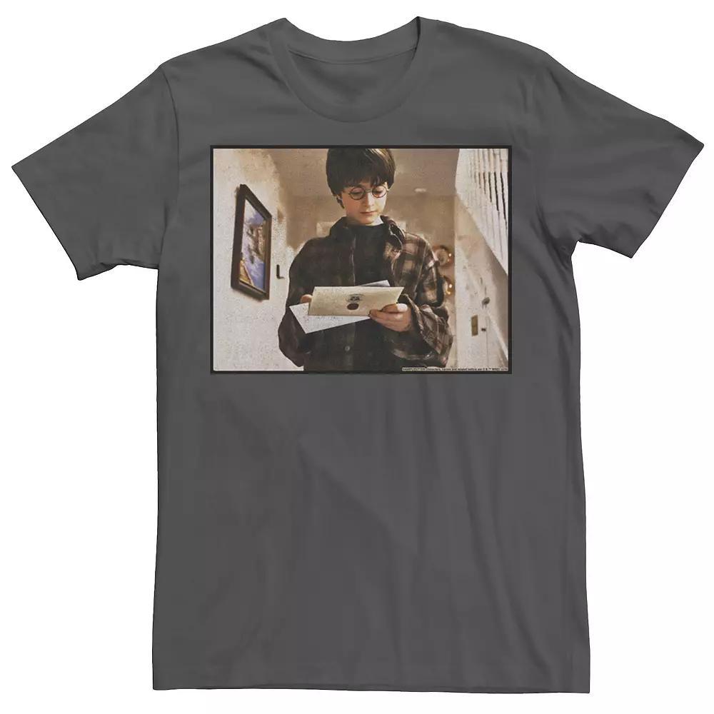 Men's Home Alone Kevin Yell Minimalist Portrait Tee, Size: Small, Grey Heather Product Image