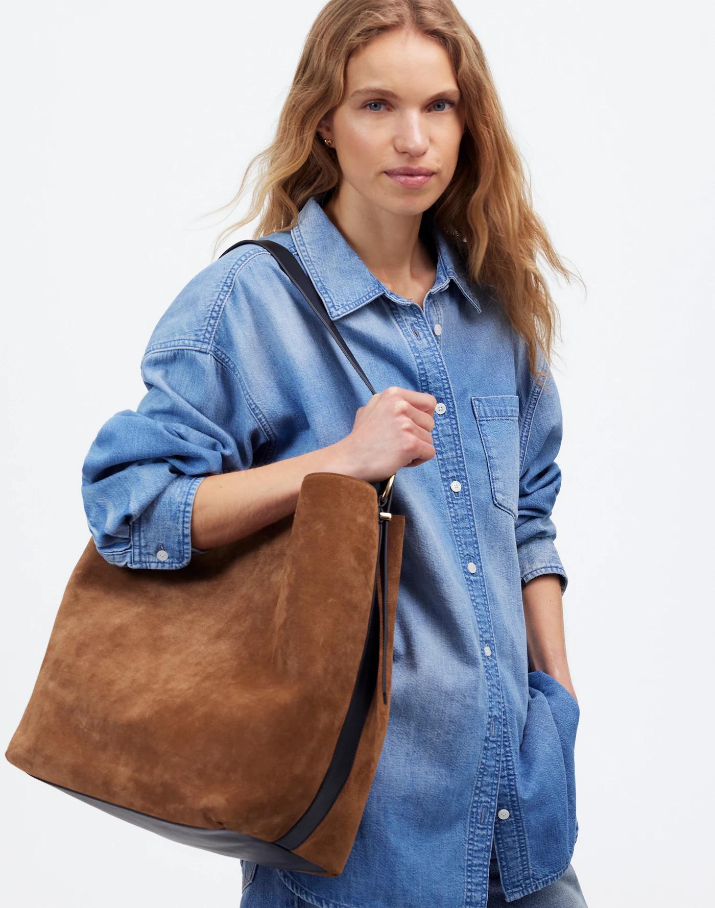 The Essential Extra-Large Bucket Tote Product Image
