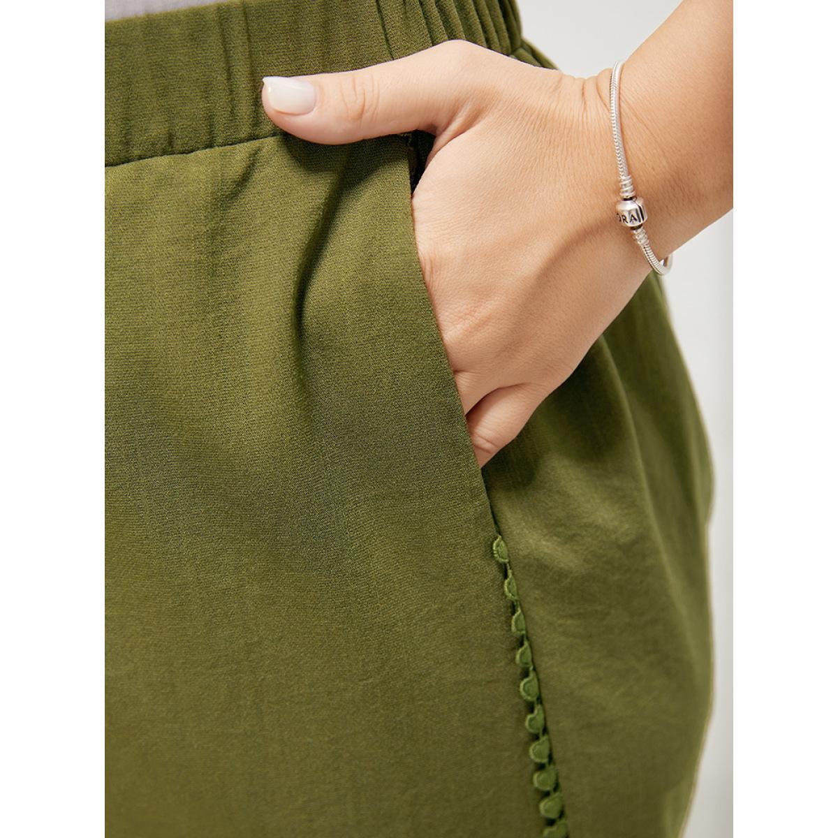 Plus Size Plain Pocket Elastic Waist Pompom Detail Split Pants Women ArmyGreen Elegant Mid Rise Dailywear Pants BloomChic 26/4X Product Image