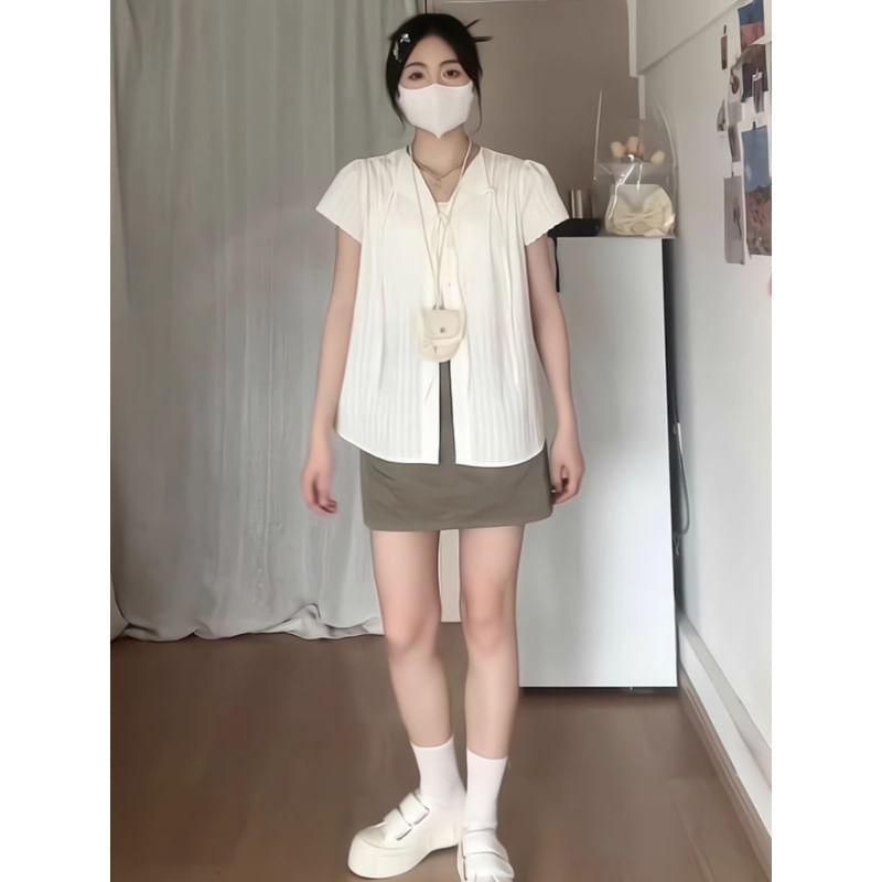 Short-Sleeve Plain Blouse Product Image
