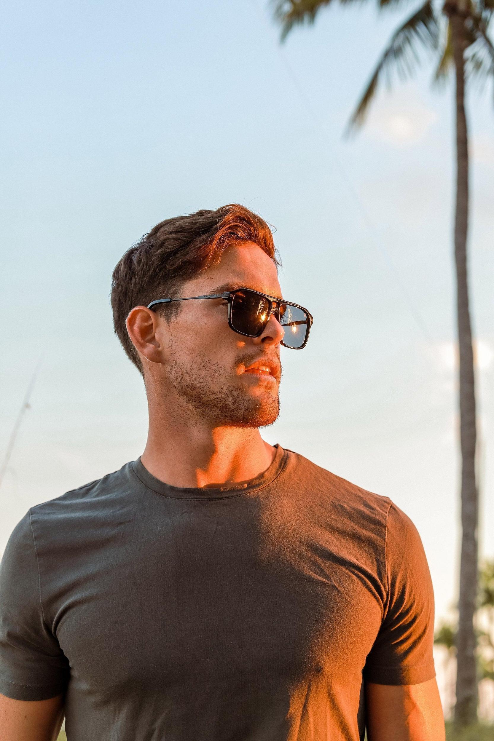 Biscayners Grand Bay Black Men's Sunglasses Product Image