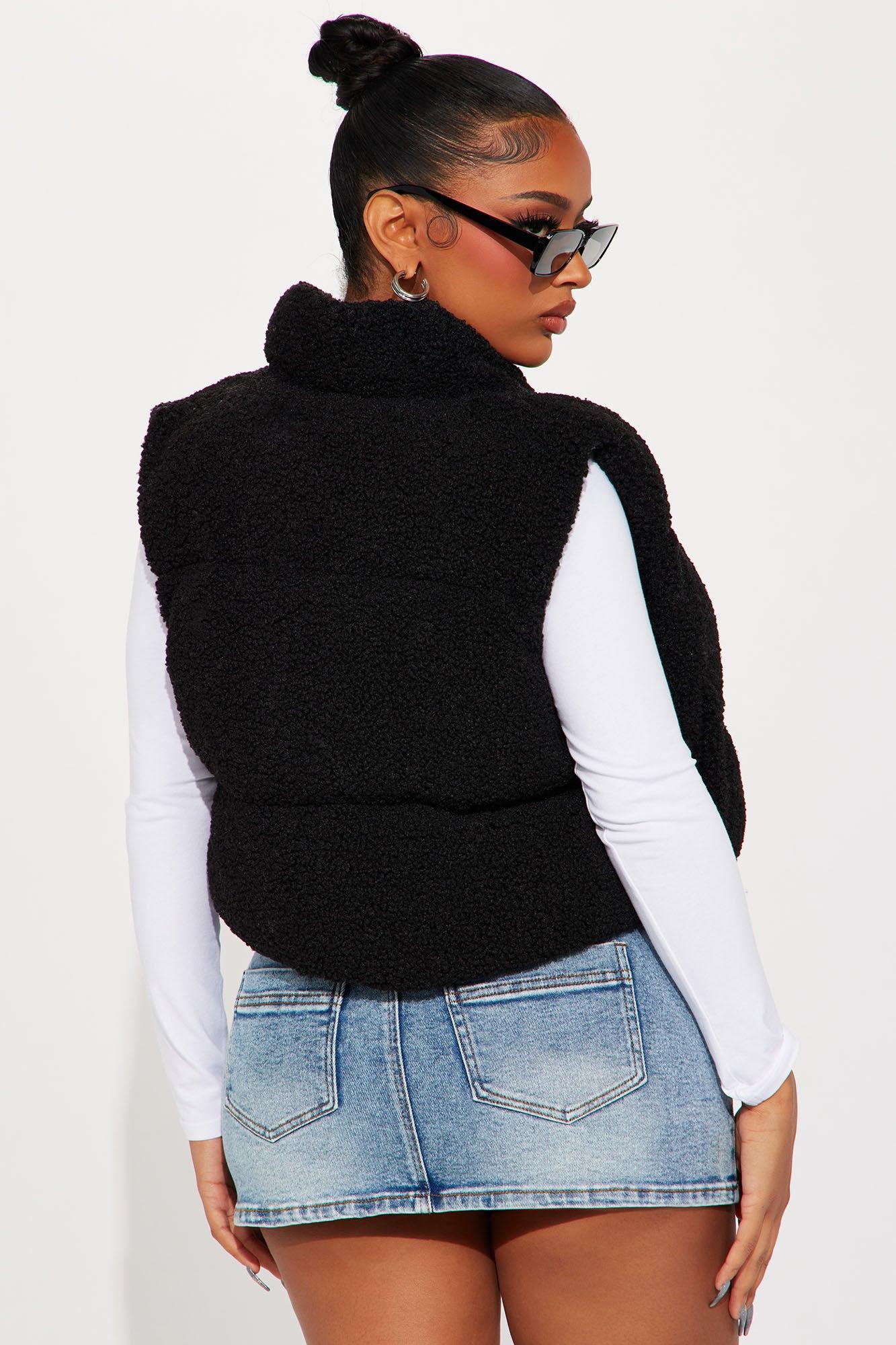 Conquering Mountains Sherpa Vest - Black Product Image